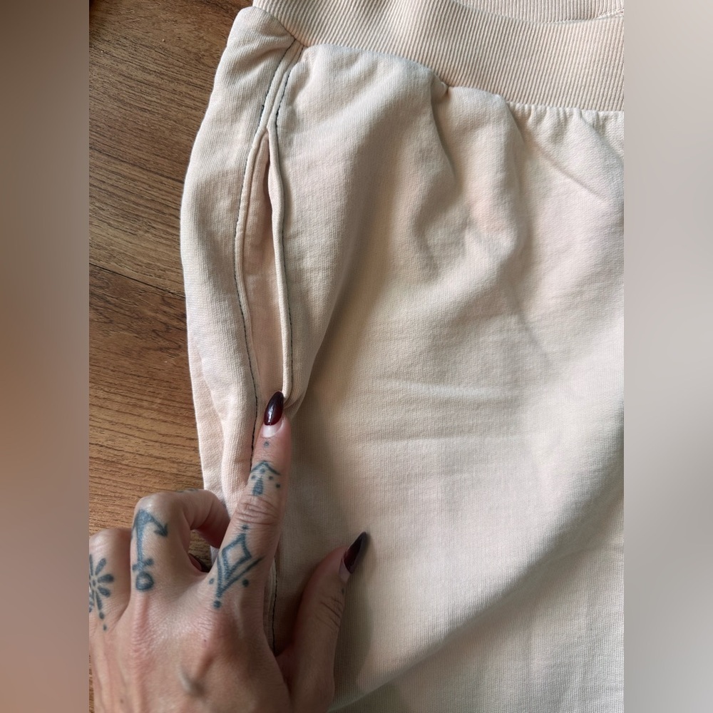 Soft Surroundings Take Time Jogger Sweatpants. Size Large. Light Salmon/Peach. - Picture 6 of 11